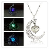 Luminous Moon Heart Pendant™ - Avateal